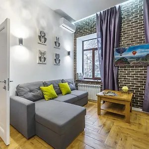 Pushkinskaya Apartment